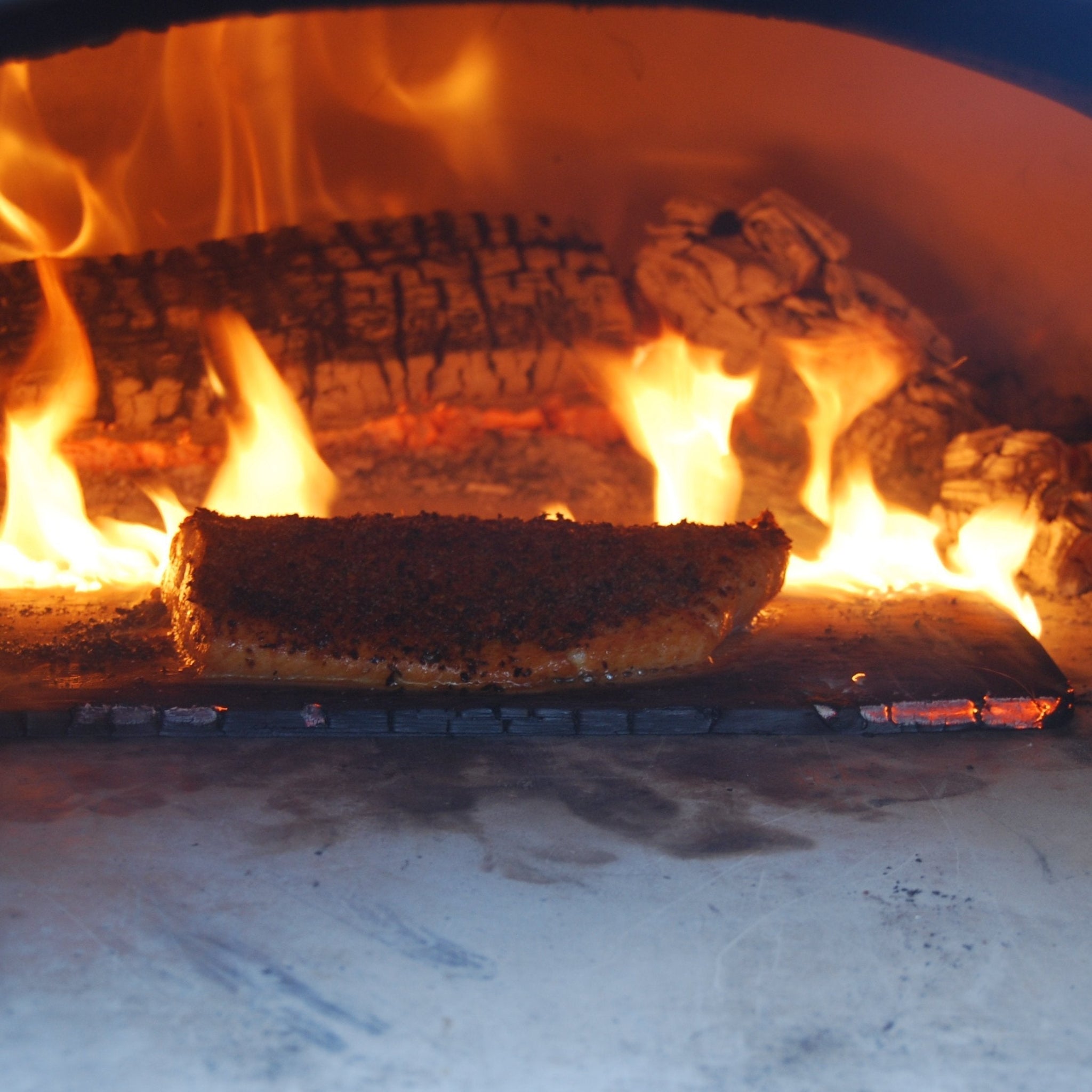 Chicago Brick Oven CBO-500 Countertop Wood Fired Pizza Oven CBO-O-CT-500