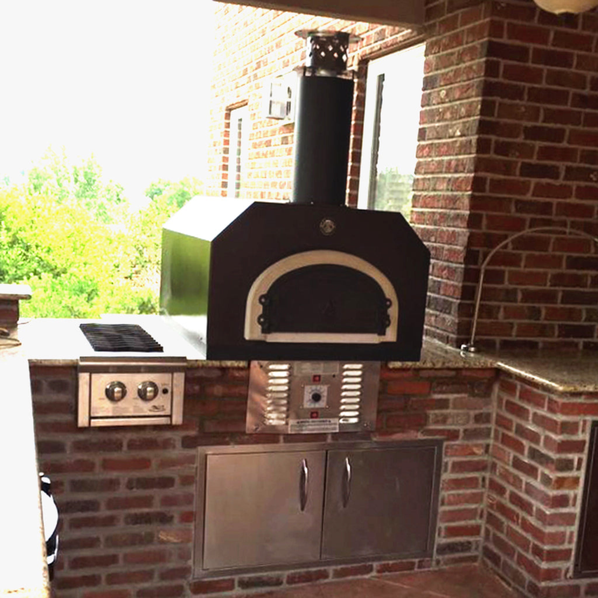Chicago Brick Oven CBO-750 Hybrid Countertop Dual Fuel Pizza Oven (Commercial) CBO-O-CT-750-HYB-C